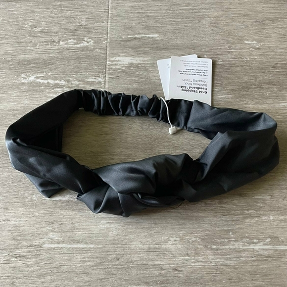 Lululemon Knot Stopping Satin Headband - Picture 6 of 6